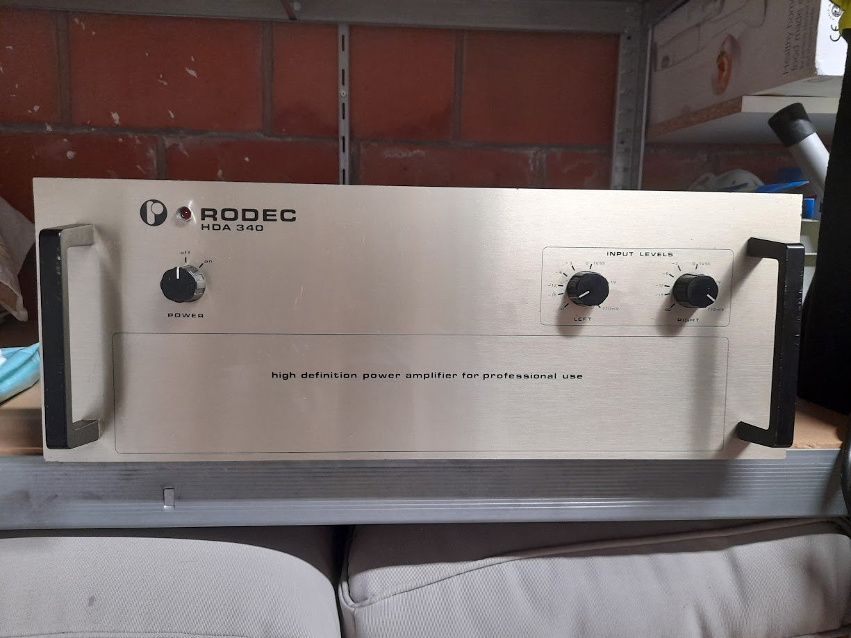 Te koop: Rodec HDA 340 Versterker – Krachtig & Betrouwbaar! 🎛️