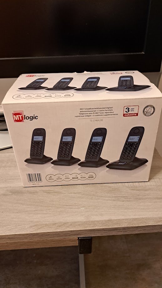 Draadloze telefoons 4 stuks NIEUW
