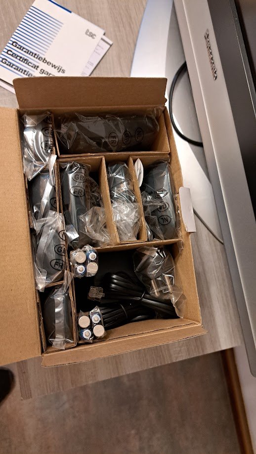 Draadloze telefoons 4 stuks NIEUW